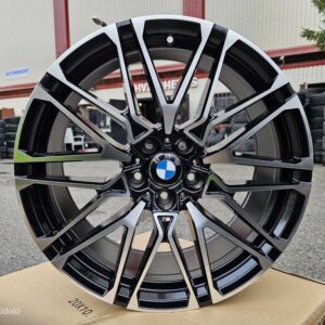 R22 BMW 5x120 f15 f16 e70 e71 e53 x5 x6 AMZ 996D Black polish erilaiused 22x10.5 ja 22x 9.5