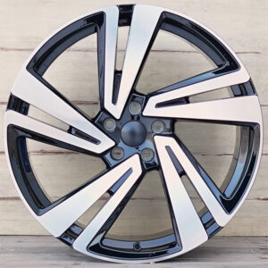 AMZ 5641 Black polish 18x7.5 5x108