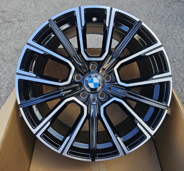 R20 BMW 5x120 AMZ H3168F Black polish 20x9,5 ja 20x8.5