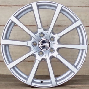 R17 VIPER BERLIN Silver 17x7 5x108