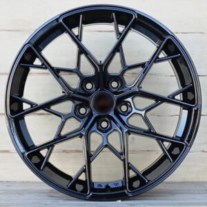 R18 AMZ YF0432 Mat black 18x8 5x114.3