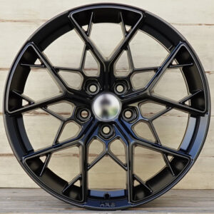 R18 AMZ ZKX302 Matt Black 18x8 5x114.3