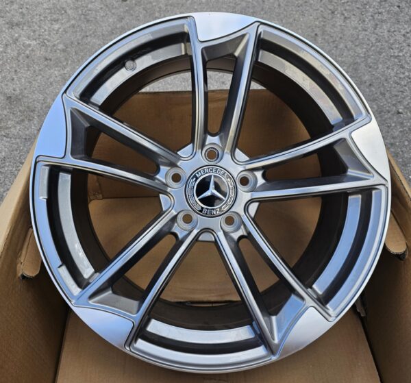 R18 veljed 5x112 MB - E C V Vito Viano jne uued