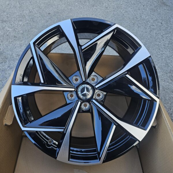 R19 Veljed  5x112 MB - E S C V Vito Viano jne uued