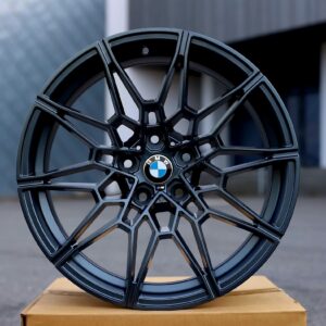 R19 BMW 5x120 AMZ H3143F Black Erilaiused 19x9  ja 19x8
