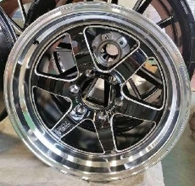 R18x9  6X139.7  ET  20  110.1  L1321  Black+Polished Lip (BLPL)  For 4X4  (K3)  (Milling)