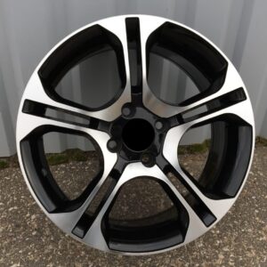 R15x6.5 4X100 ET 40 60.1 BK875 Black Polished+Powder Coating (MBPC) For RENAU (D3+P)
