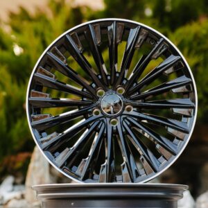 R18 AMZ 3062F  18x9  5x112  ET: 45  66.6 18x8  5x112  ET: 40 Color: Black dark (BD) MER