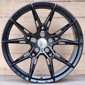 R18 AMZ 3487F Black  18x8  5x112  ET: 35  66.6 Color: Black dark (BD)