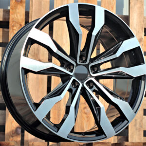 R21x9  5X112  ET  31  66.6  B5333  (IN5389)  Black Polished (MB)  Fits for VW  (K8+P2)  (Fit for New TOUAREG)