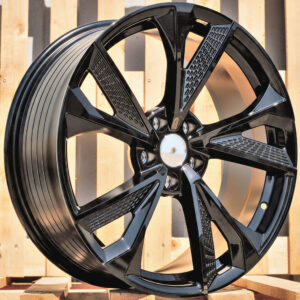 R18x8  5X112  ET  32  66.5  B1566  (IND5456)  Black (BL)  For AUD  (P2)