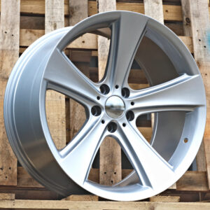 R18x9.5  5X120  ET  30  72.6  BK086  (DW556)  Silver (SI)  Fits for BMW  (P)  ((AKC 90 Eur))